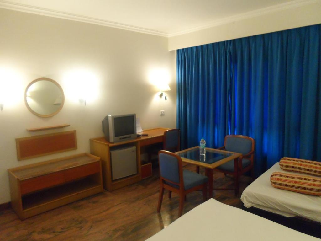 Kamat Lingapur Hotel Hajdarabad Zewnętrze zdjęcie