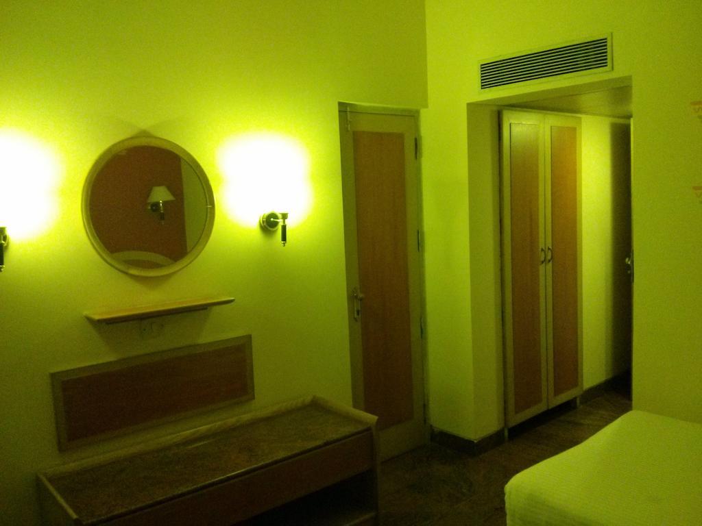 Kamat Lingapur Hotel Hajdarabad Zewnętrze zdjęcie